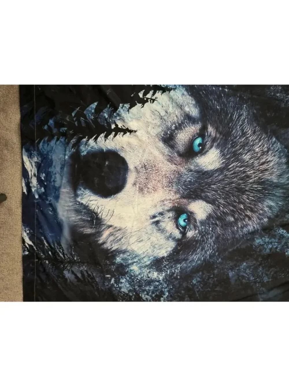 Wolf Curtains 52x82